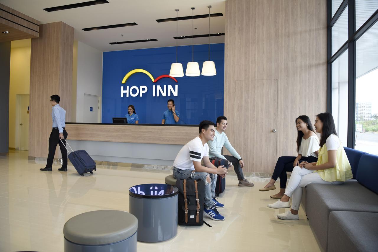 Hop Inn Hotel Aseana City Manila Exteriör bild